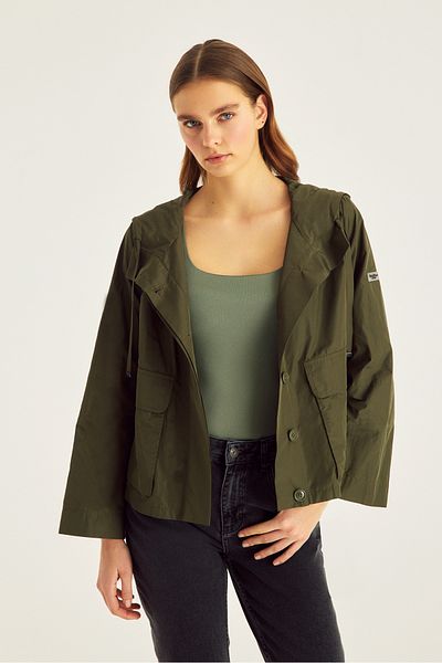 Naramaxx Three Quarter Sleeve Short Raincoat