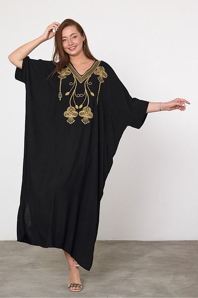 Hazinedan Authentic Dress V-Neck Heart Embroidery Detail Plus Size