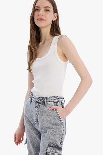 DeFacto Kırık Beyaz Kadın Atlet A1665AX/WT32