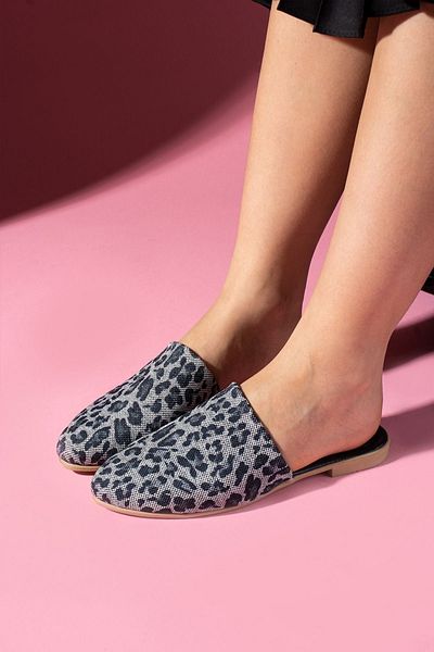 FUGA MODA Mules - Gray - Flat