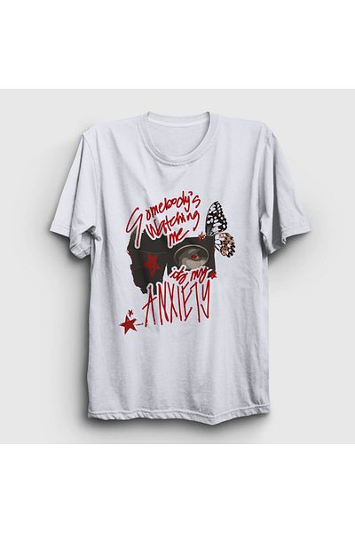 Presmono Unisex Λευκό Μπλουζάκι Doechii που με παρακολουθεί κάποιος 545123tt