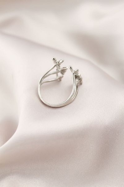Skygo Silver Color Metal Butterfly Model Women's Ring - TJ-BYK2190