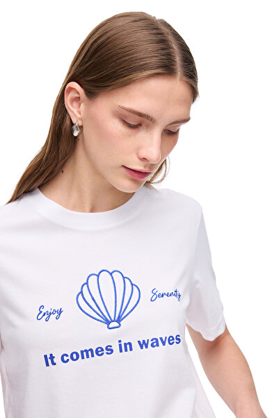 Perspective Nebula Білий колір Regular Fit Футболка з круглим вирізом