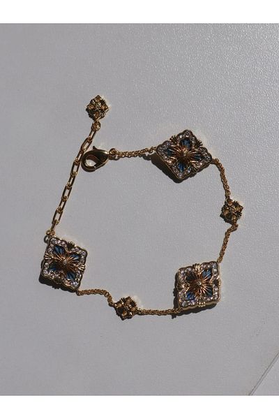 Reorah Collection Flower Patterned Double Sided Bracelet