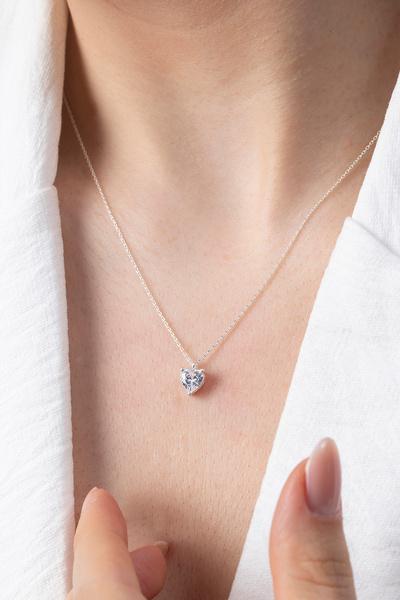 Elika Silver 925 Ayar Gümüş Zirkon Taşlı Zarif Kalp Model Kolye