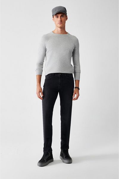 Avva Anthrazitfarbene, gewaschene, flexible Jeanshose aus Baumwolle für Herren B 003519