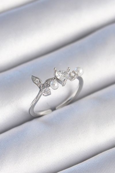 Skygo Brass Silver Color Zircon Stone Heart Leaf Model Pearl Detail Women's Ring - Tj-Byk3431
