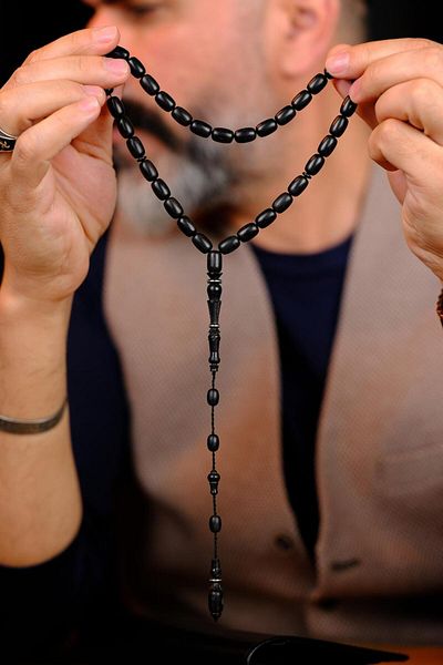 dergah tesbih Master Mucahit Şener Authentic Carved Series Capsule Cut Ebony Wood Rosary