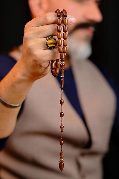 dergah tesbih Master Mucahit Şener Authentic Carving Series Capsule Cut Yi-Lan Tree Rosary