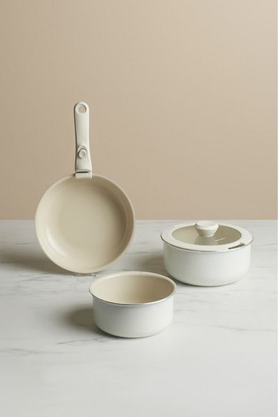 Karaca Swiss Crystal Almond Cream Easy Clip 5 Piece Induction Based Nesting Pot / Pan Set
