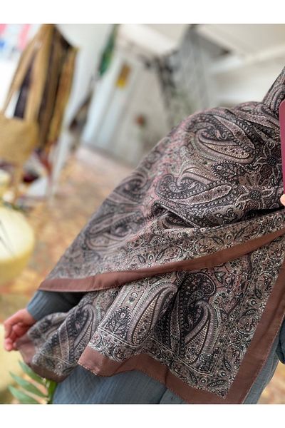 Neva Ethnic Pattern Shawl