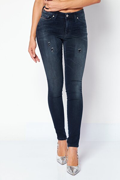 Diesel جينز سكينزي-ني سوبر سكيني ديستريتد للنساء، أزرق داكن