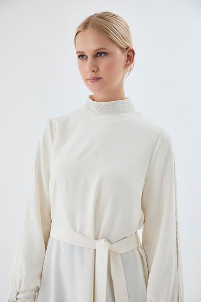 Zühre Collar and Sleeve Stone Detailed Belted Ecru Tunic T-1551