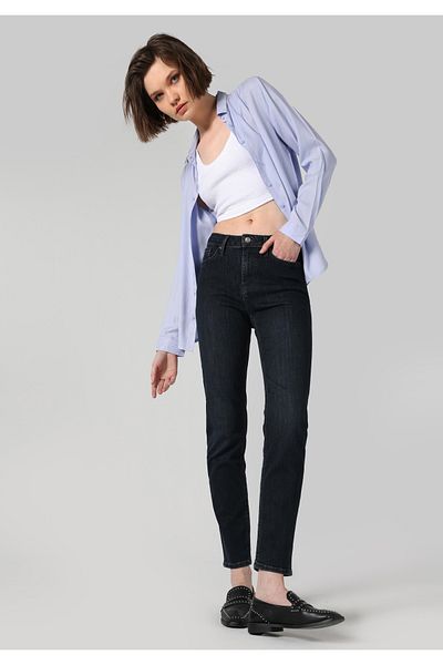 Colin's Pantaloni slim pentru femei, cu talie medie, cu picioare drepte, indigo închis