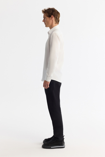 Avva Erkek Beyaz Klasik Yaka %100 Pamuk Saten Kolay Ütülenen Slim Fit Gömlek B002006