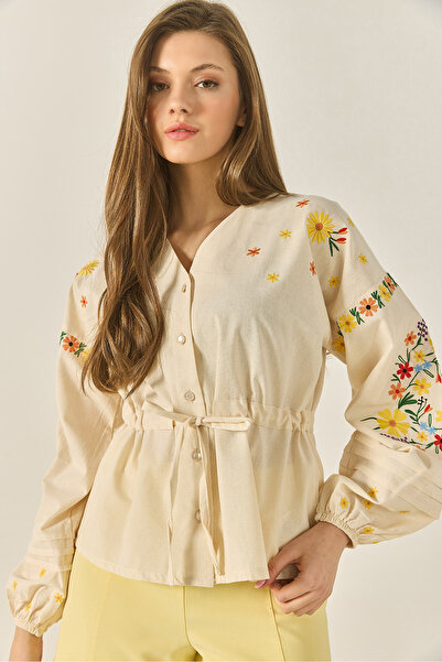 Bianco Lucci Γυναικείο πουκάμισο με V λαιμόκοψη, κεντημένο, με ζωνάκι στη μέση και ελαστικές μανσέτες, από λινό 2007 60283308