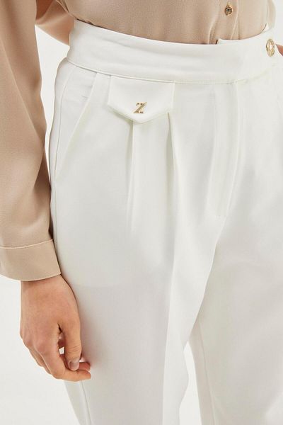Zühre High Waist Ecru Carrot-Fit Trousers P-0179