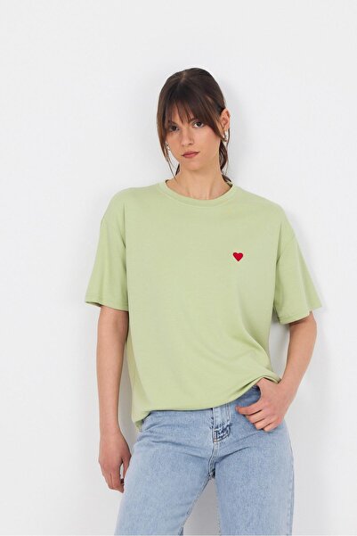 Rays Tricou din țesătură premium brodat cu inimă verde 6218