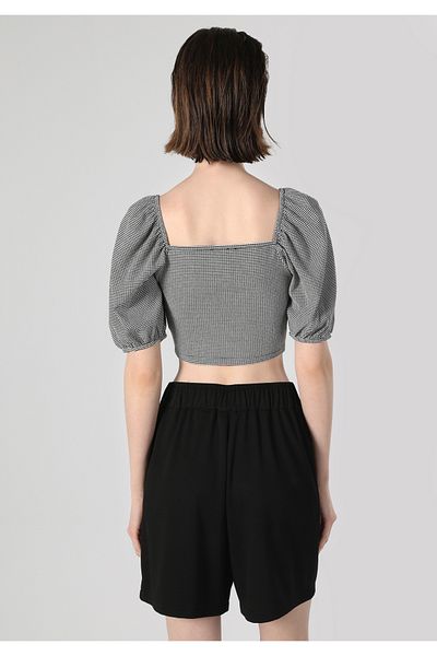 Colin's Tricou negru cu mânecă scurtă pentru femei, cu guler pătrat, slim fit