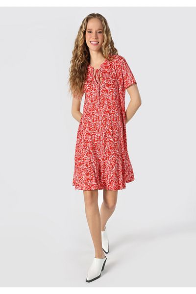 Colin's Women's Red Dress