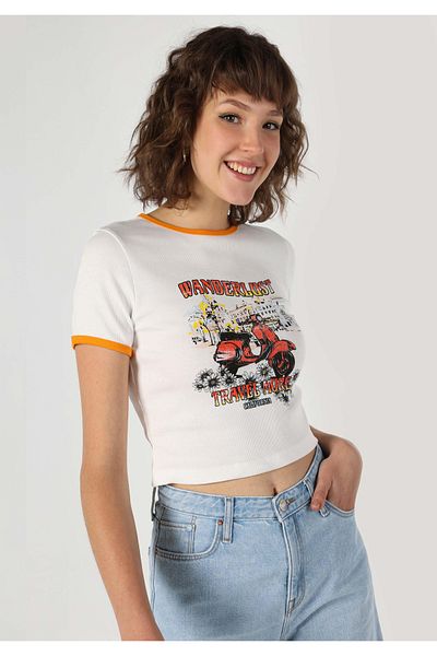 Colin's Tricou alb cu mânecă scurtă pentru femei, cu decolteu rotund, slim fit