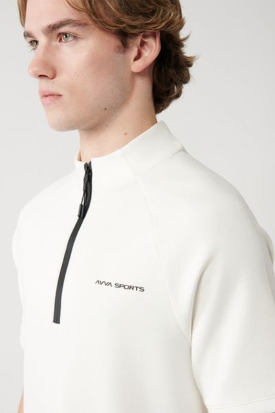 Avva Ecru Herren-T-Shirt mit Stehkragen und halbem Reißverschluss, bedruckt, A41y1312