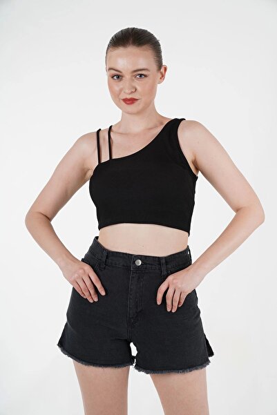 TakıDolabı KOT ŞORT SİYAH RENK PAÇASI PÜSKÜLLÜ