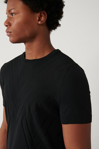 Avva Men's Black Crew Neck Geometric Pattern Detailed Knitwear T-Shirt A41Y5015