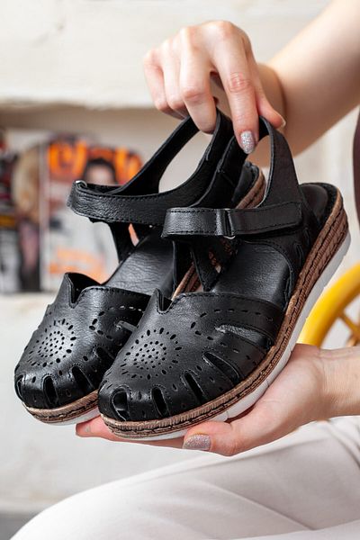 Adım Adım Sandale negre ortopedice de damă din piele naturală