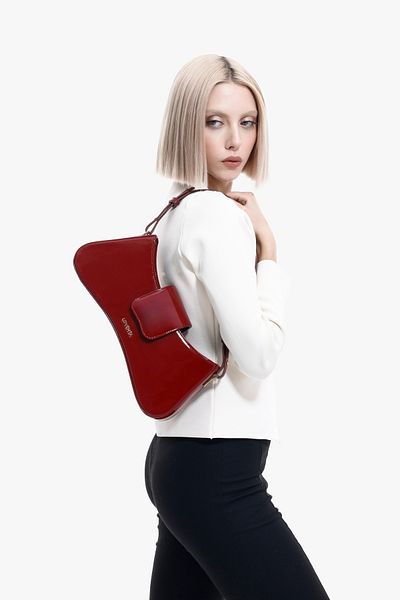LOVENTA Adjustable Strap Shoulder Bag Greta Patent Leather Claret Red