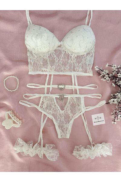 MH Moony Homewears Room Bride Stone Detailed Garter Set