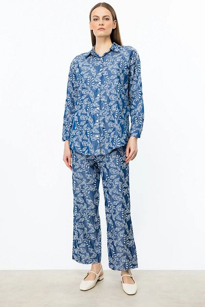 ON Elastic Waist Leaf Embroidered Trousers Indigo 54360