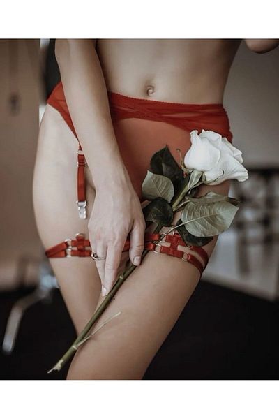 İntive Lingerie Passion Red All Tulle Transparent Leg Accessory Garter Set