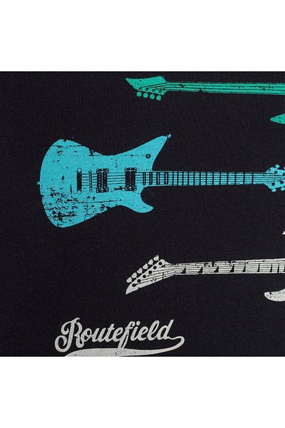 ROUTEFIELD Men's Triad T-shirt - RFTRIAD23 Model