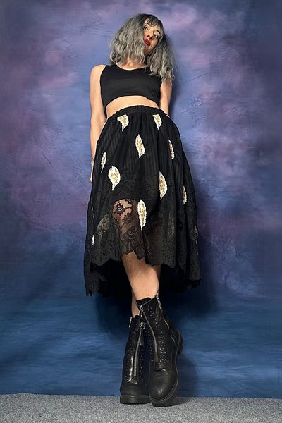 Quincey LIGHT BEIGE FEATHER EMBROIDERED BLACK LACE SKIRT