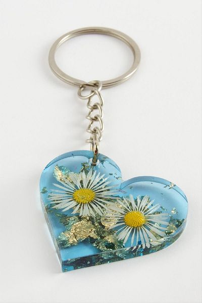 Butik Breloc epoxidic Daisy Heart