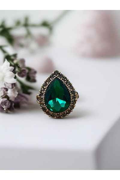 FAYRA ACCESSORIES Diamond Mounted Crystal Stone Water Drop Ring
