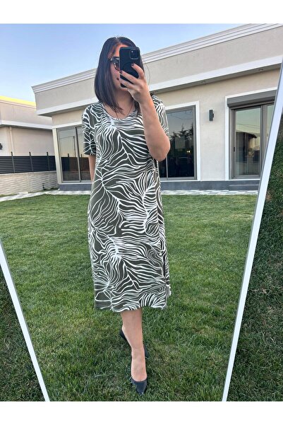 charamela Plus Size Above Knee Knitted Dress