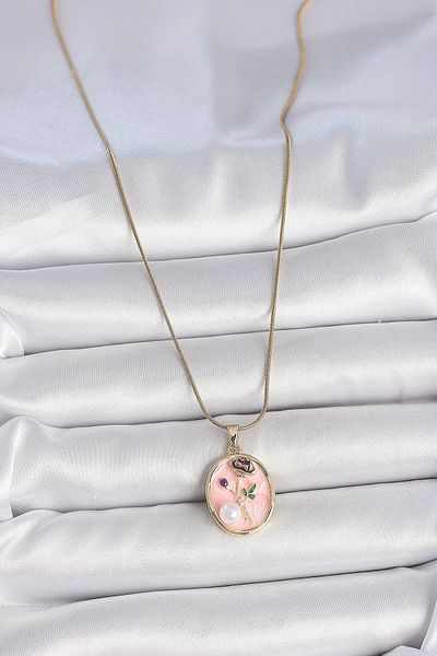 Clariss 316L Steel Gold Color Chain Pink Flower Embroidered Pearl Detail Portrait Model Women's Necklace