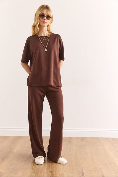 Olalook Women's Bitter Brown Bottom Pocket Pants Top T-Shirt Set Tkm-19000374