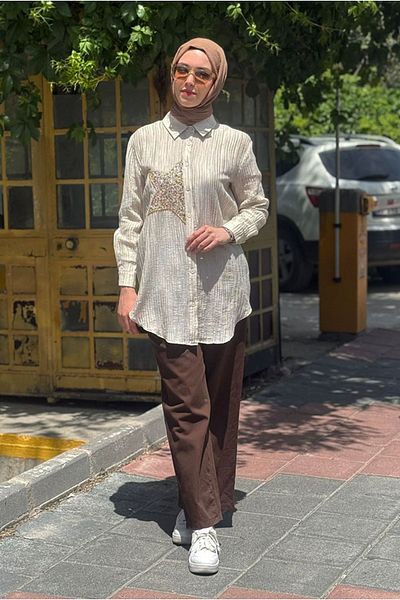 Moda Rosa 25Y7075 - Stone - Star Embroidered Shirt