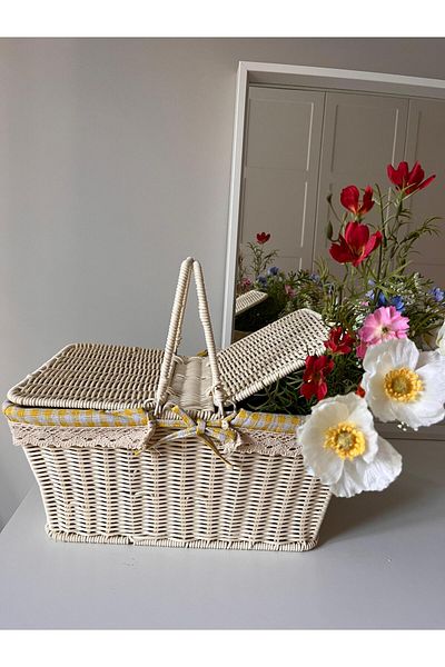 E Züccaciye Rectangular Wicker Picnic Basket Cream Color