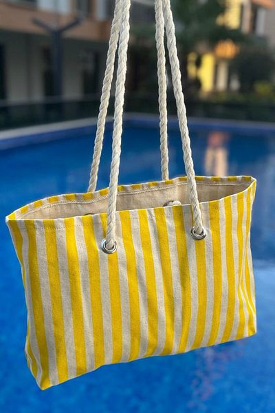 synee Beach and Travel Bag