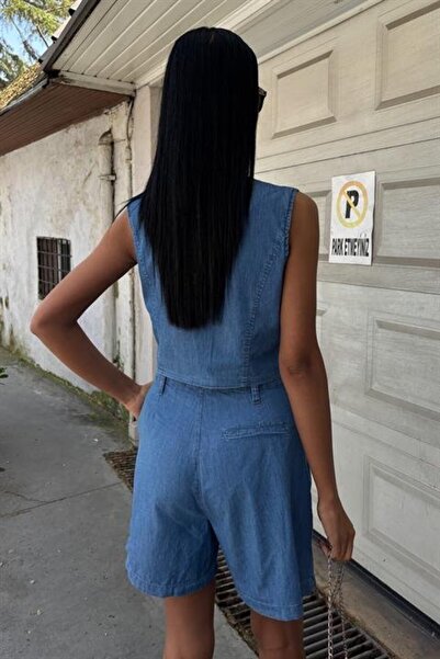 DRESSIFY WOMEN’S FASHION Silver Buttoned Vest and Shorts Tensel Set 10174