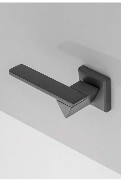Üsküp Yapı & Mimarlık Laura Badge Anthracite Door Handle