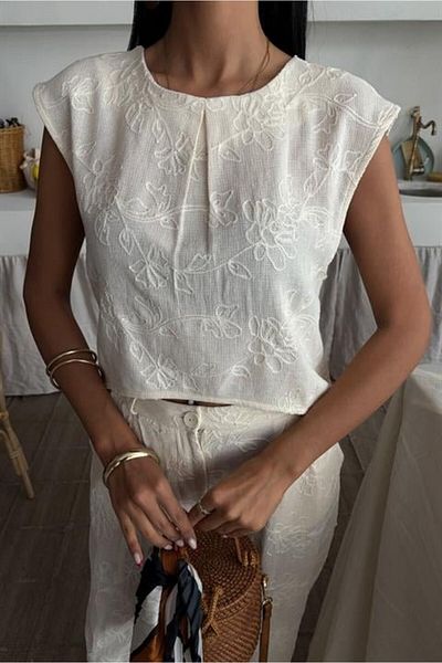 Gökyüzü Moda Shalina Süzüne Embroidered Crop Suit