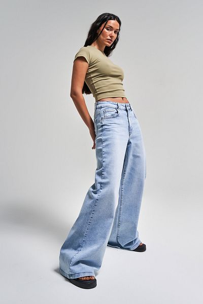 its basic Women's Snow Jeans Color 4S5-3 Palazzo Fit Super Stretch Fabric Inner Length 83 cm Denim Jean