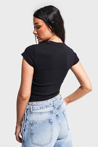 its basic Women's Black Color S5-1 Super Flexible Fabric 100% Cotton Crew Neck Basic Body
