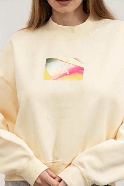 Calvin Klein Illuminated Box Logo Crew Neck Kadın Bisiklet Yaka Sweatshirt