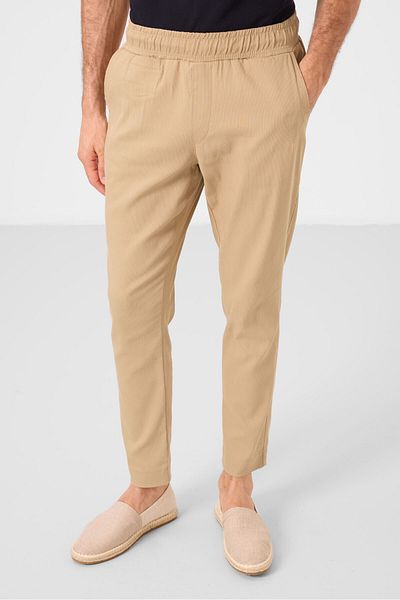TOMMY LIFE Σκούρο μπεζ Standard Fit υφαντό ελαφρύ εύκαμπτο ανδρικό παντελόνι Chino - 82177
